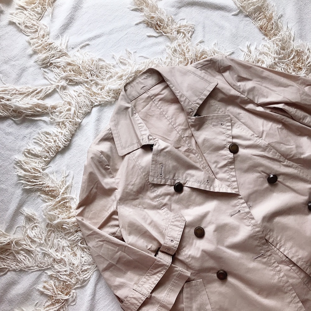Light-weight Spring/Summer Trench Coat 💕💕